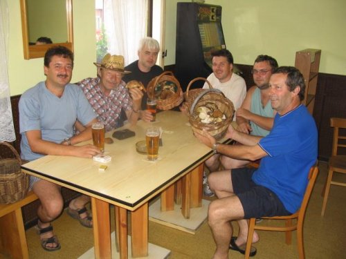 Soutěž ve sběru hub - 3.8.2002
