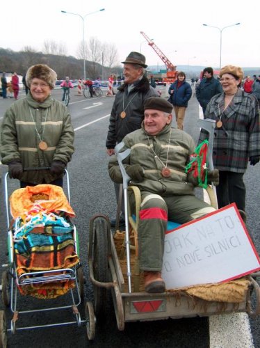 Jezdí celá dědina - 13.12.2003