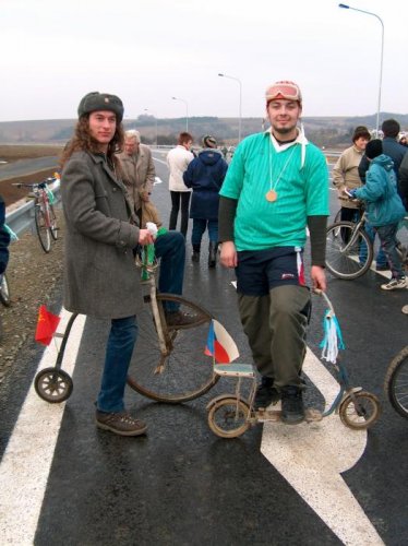 Jezdí celá dědina - 13.12.2003