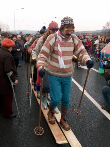 Jezdí celá dědina - 13.12.2003