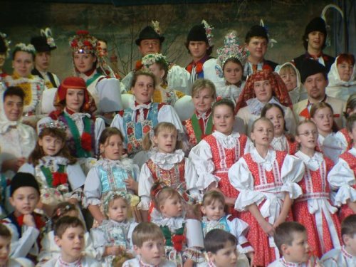 Přehlídka krojů, zvyků a tradic v Podolí - 6.3.2004