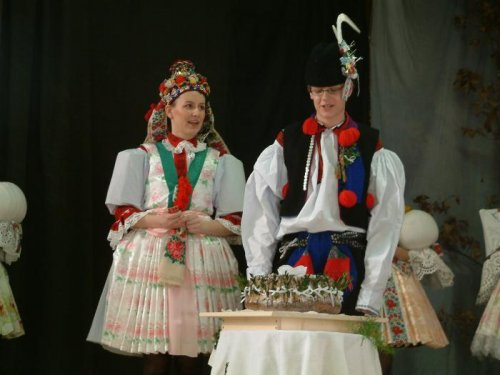 Přehlídka krojů, zvyků a tradic v Podolí - 6.3.2004