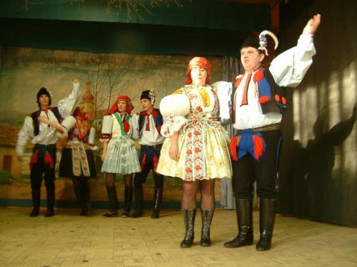 Přehlídka krojů, zvyků a tradic v Podolí - 6.3.2004