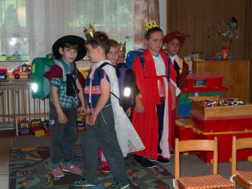 Loučení dětí z MŠ - 25.6.2004
