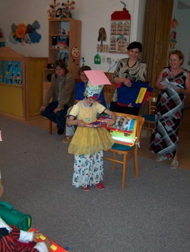 Loučení dětí z MŠ - 25.6.2004