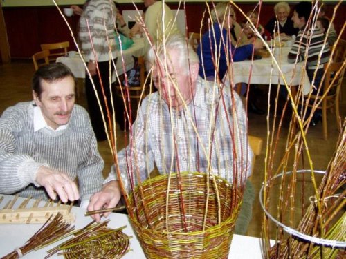 Pletení košů, košíků a žil - Klub dobré pohody - 24.2.2005