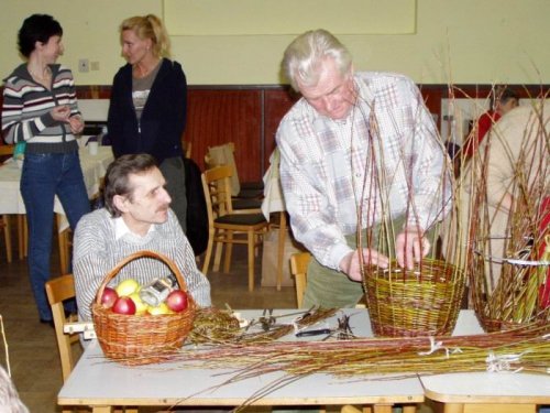 Pletení košů, košíků a žil - Klub dobré pohody - 24.2.2005