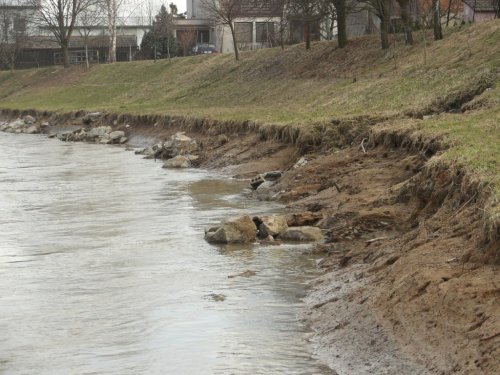 Tání sněhu - 28.3.2006