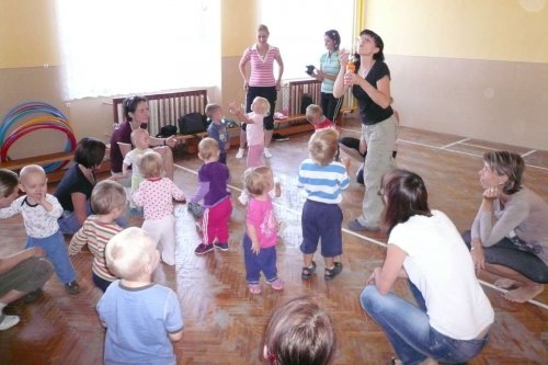Hravé cvičení rodičů s dětmi - 27.9.2011
