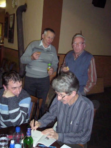 Beseda s autogramiádou - Slovník nářečí Mikroregionu Dolní Poolšaví - 11.11.2011