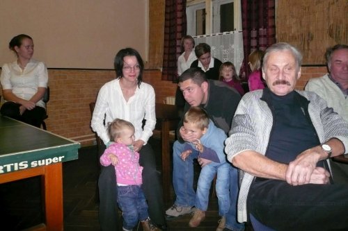 Beseda s autogramiádou - Slovník nářečí Mikroregionu Dolní Poolšaví - 11.11.2011