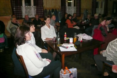 Beseda s autogramiádou - Slovník nářečí Mikroregionu Dolní Poolšaví - 11.11.2011