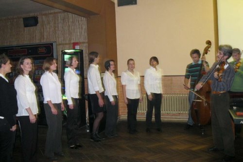 Beseda s autogramiádou - Slovník nářečí Mikroregionu Dolní Poolšaví - 11.11.2011