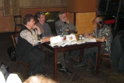 Beseda s autogramiádou - Slovník nářečí Mikroregionu Dolní Poolšaví - 11.11.2011