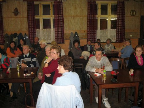 Beseda s autogramiádou - Slovník nářečí Mikroregionu Dolní Poolšaví - 11.11.2011