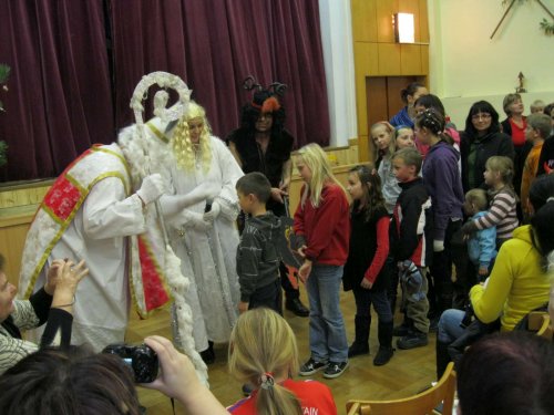 Mikulášské zpívání u stromečku - 3.12.2011