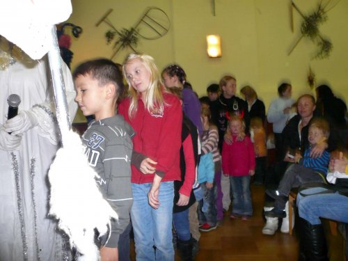 Mikulášské zpívání u stromečku - 3.12.2011