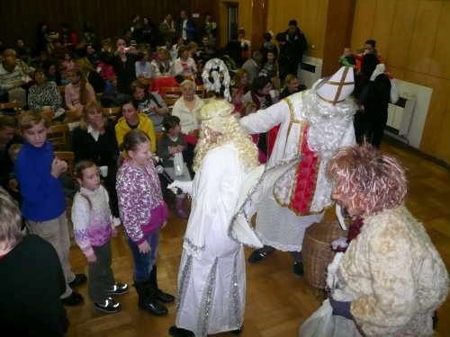 Mikulášské zpívání u stromečku - 3.12.2011