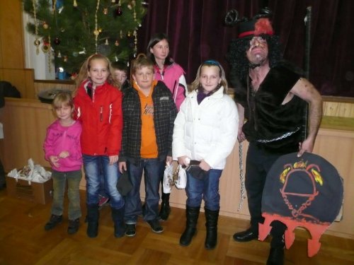 Mikulášské zpívání u stromečku - 3.12.2011