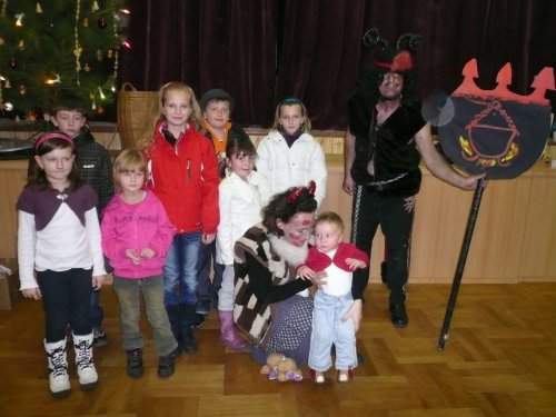 Mikulášské zpívání u stromečku - 3.12.2011