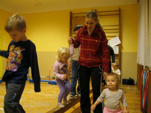 Hravé cvičení pro nejmenší děti a rodiče - 10.1.2012