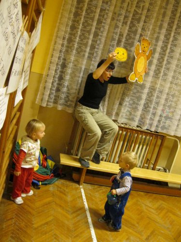 Hravé cvičení pro nejmenší děti a rodiče - 10.1.2012