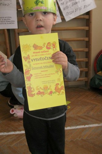 Poslední hodina a vysvědčení v Hravém cvičení pro nejmenší děti a rodiče - 27.3.2012