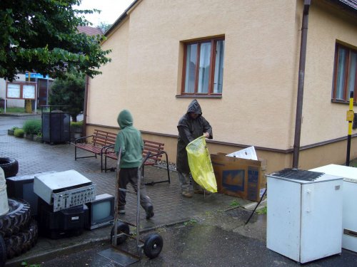 Sběr nebezpečného odpadu - 4.6.2012