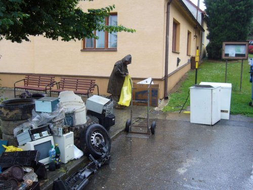 Sběr nebezpečného odpadu - 4.6.2012