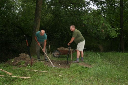 Stavba kaple sv. Huberta - Myslivecké sdružení Boří Míkovice - Podolí - 18.9.2012