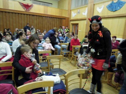 Mikulášské zpívání u stromečku - 7.12.2012