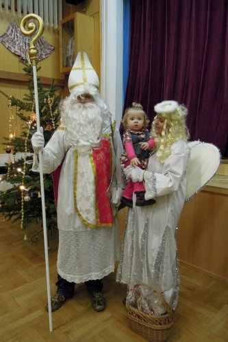 Mikulášské zpívání u stromečku - 7.12.2012