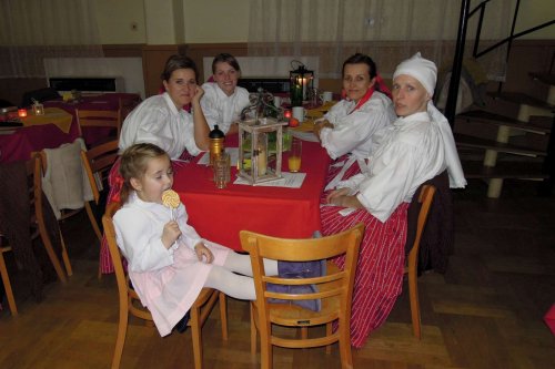 Mikulášská beseda u cimbálu - 8.12.2012