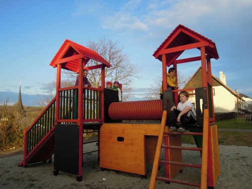 Nové hřiště na Záhumní - 11.4.2013