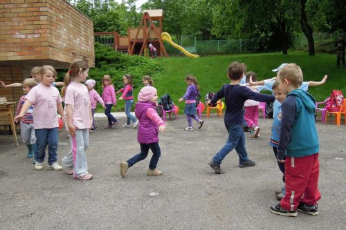 Pasování předškoláků na školáky a zahradní slavnost v MŠ Podolí - 6.6.2013