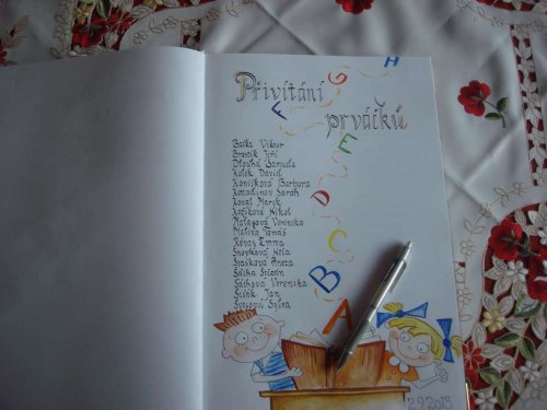 Soubor /2013-09-02-prvni-skolni-den-zs-popovice-10.jpg