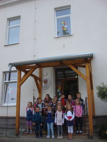 Soubor /2013-09-02-prvni-skolni-den-zs-popovice-12.jpg