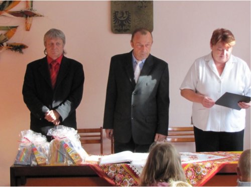 První školní den prváčků ve škole v Popovicích - 7.9.2013