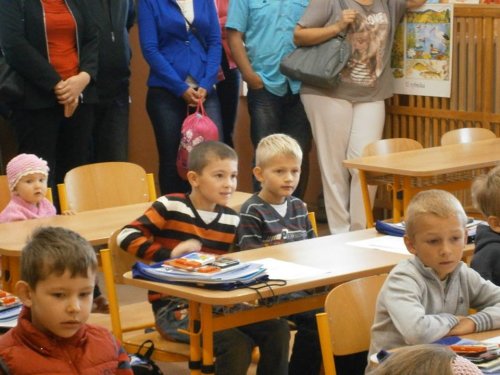 První školní den prváčků ve škole v Popovicích - 7.9.2013