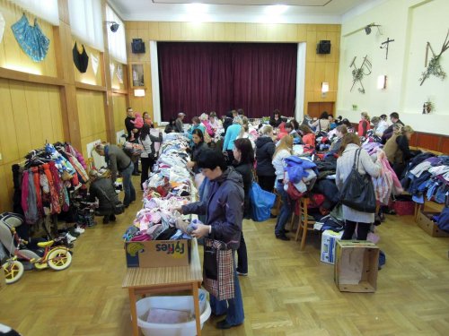 Bazárek věcí pro děti - 28.9.2013