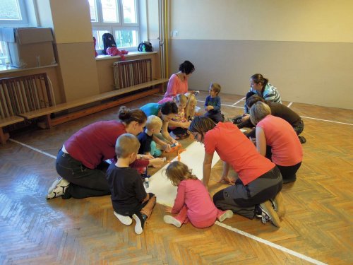 Hravé cvičení pro děti a rodiče - 8.10.2013