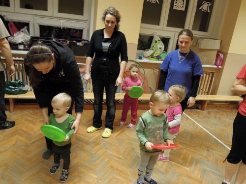 Poslední letošní hravé cvičení pro rodiče a děti - 3.12.2013