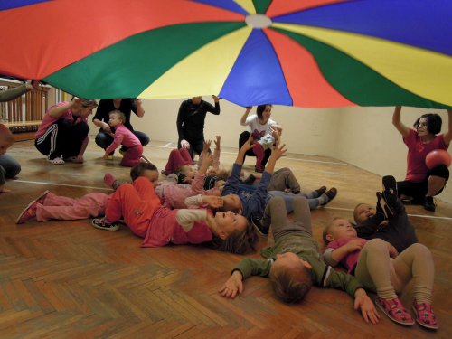 Poslední letošní hravé cvičení pro rodiče a děti - 3.12.2013