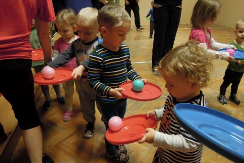 Poslední letošní hravé cvičení pro rodiče a děti - 3.12.2013