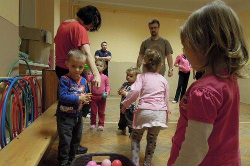 Poslední letošní hravé cvičení pro rodiče a děti - 3.12.2013