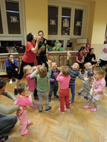 Poslední letošní hravé cvičení pro rodiče a děti - 3.12.2013