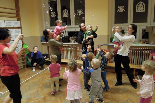 Poslední letošní hravé cvičení pro rodiče a děti - 3.12.2013