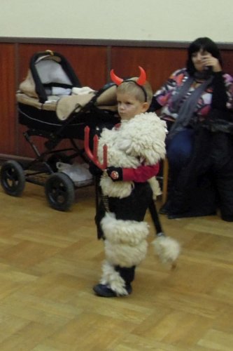 Mikulášské zpívání u stromečku - 6.12.2013