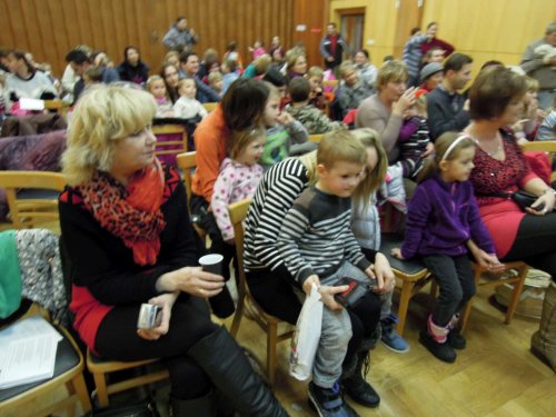 Mikulášské zpívání u stromečku - 6.12.2013