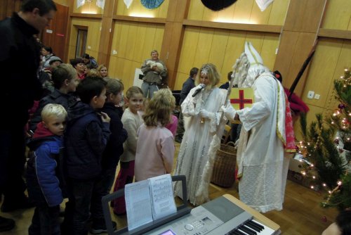 Mikulášské zpívání u stromečku - 6.12.2013